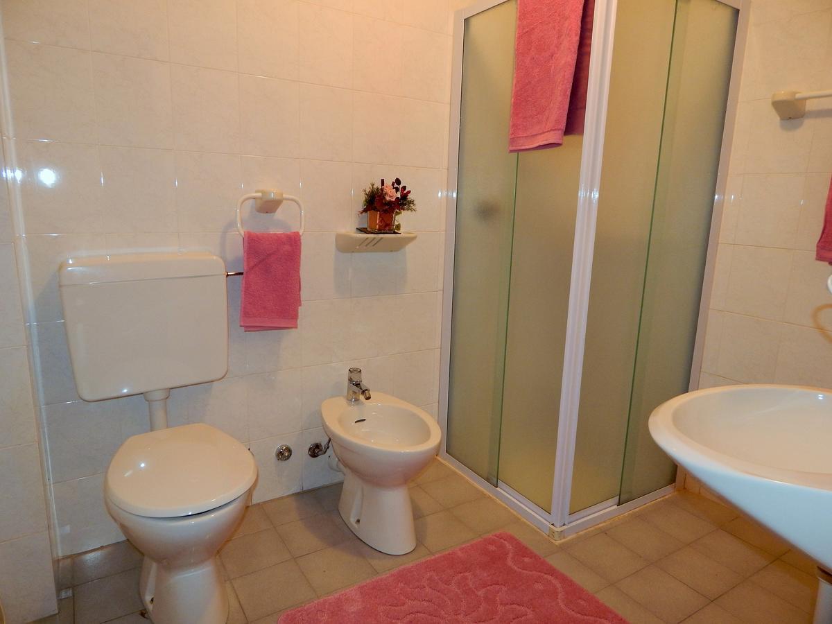 Albergo Ginevra Roncone Extérieur photo